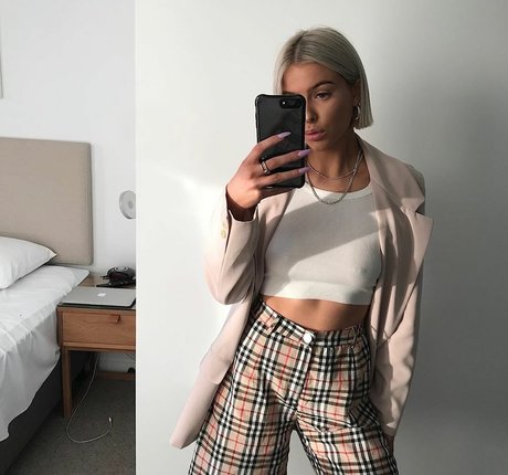 Alice Copeland beautiful star photo