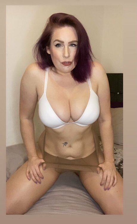 suziesuze pornstar exclusive pictures