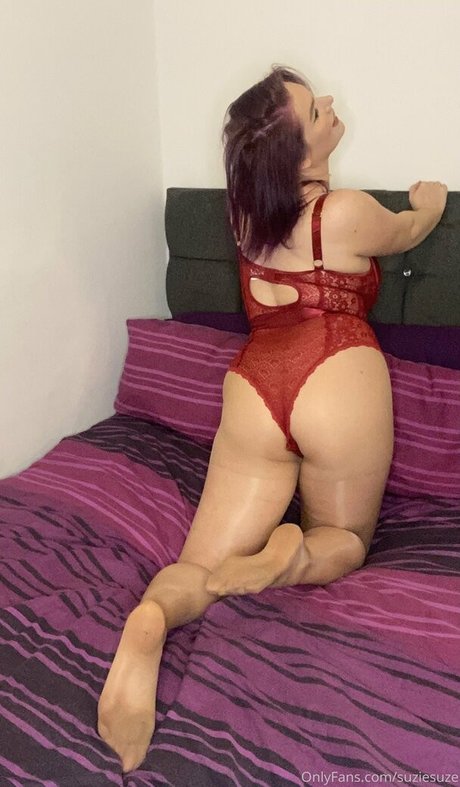 suziesuze actress image