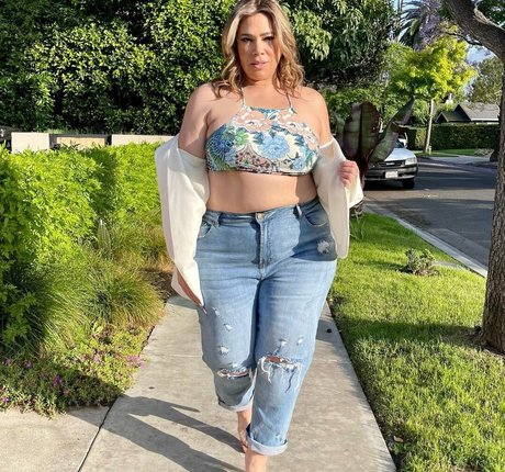 CarlaLuxx model porn img