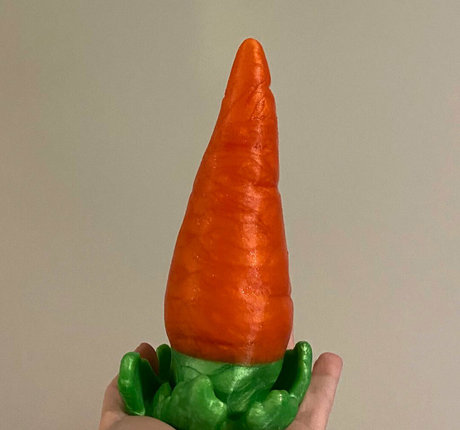 sexyredinbed beautiful model picture