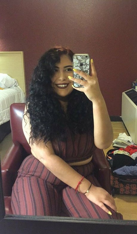 Lightnesss star hot galleries