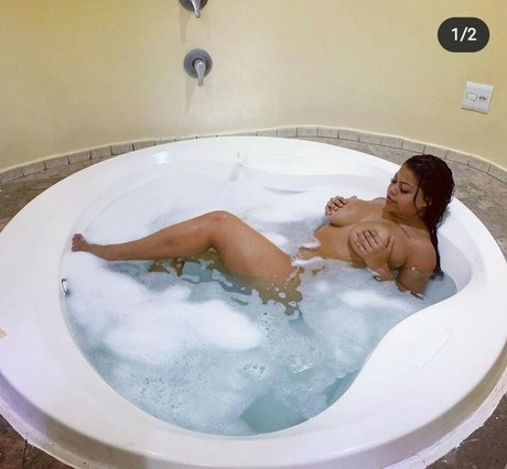 Dandara Jhennyfer sexy star gallery