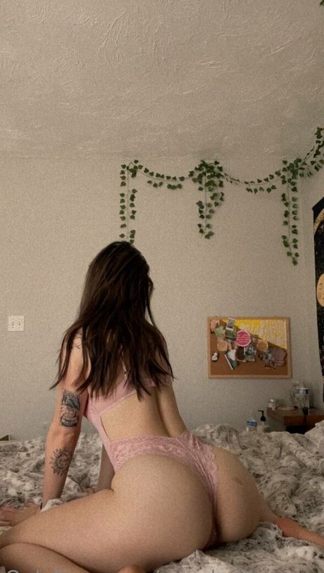 Shoebabyx model nude pics