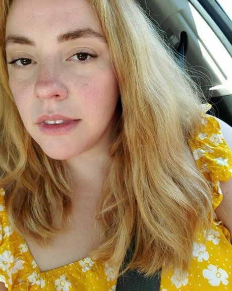 CluelessonVHS high quality model photo