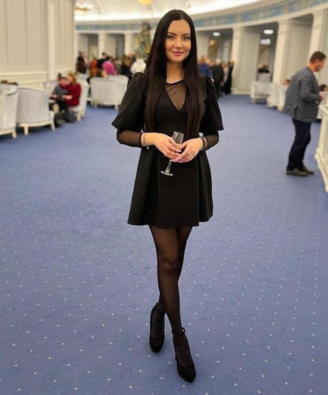 Kate Lullaby pretty actress pics