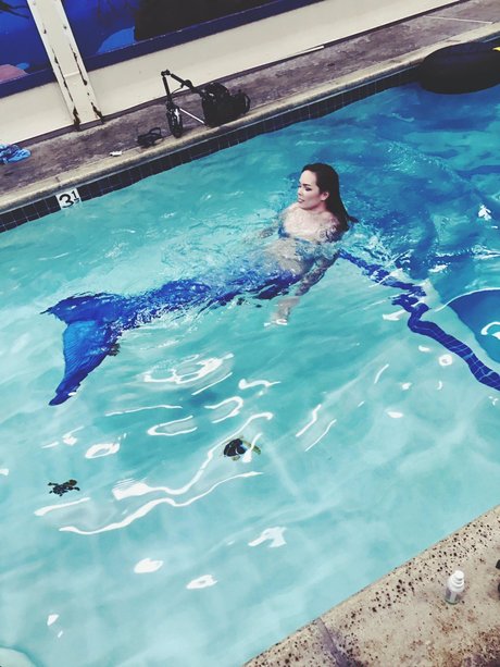 Suzy Berhow nice pornstar archive