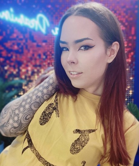 Suzy Berhow model pretty photos