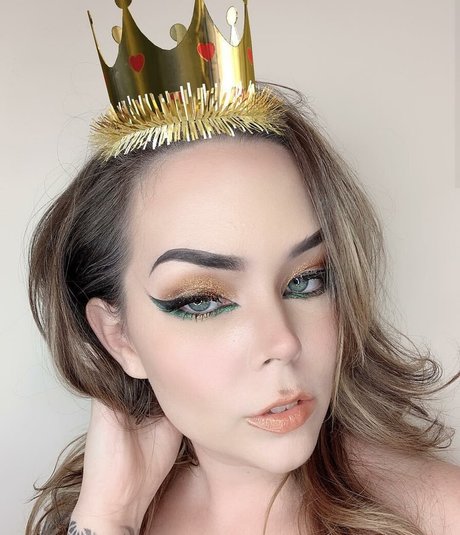 Suzy Berhow model gallery