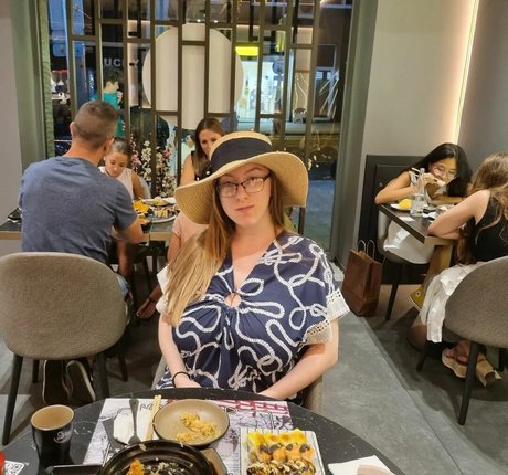 milf handjob onlyfans beautiful porn images