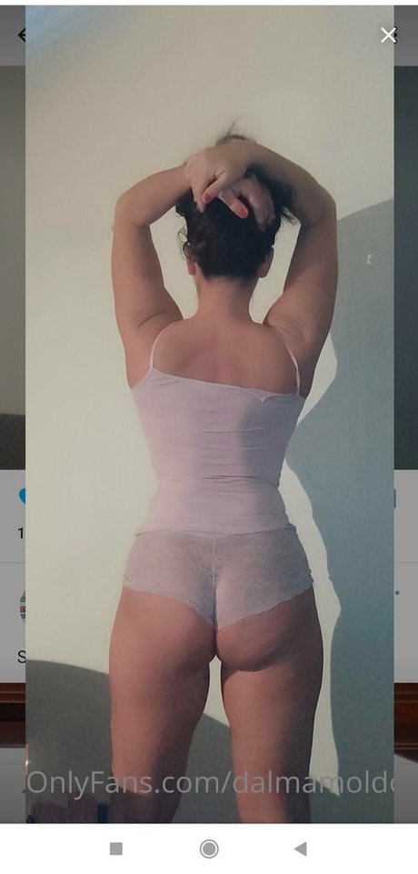 Dalmamoldovan erotic model img