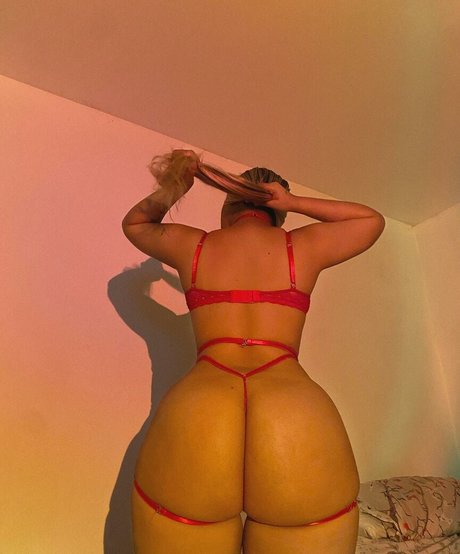 Angela Lopez sexy model picture