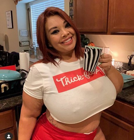 average onlyfans hot nude image