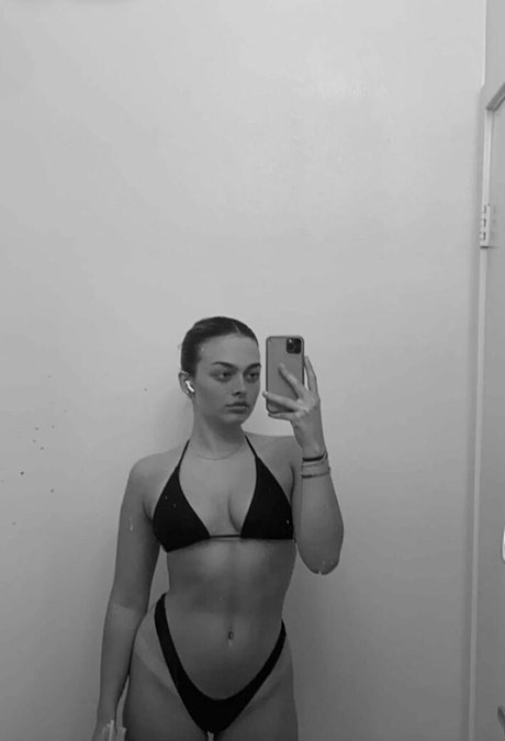 Abryancat nudes star pics