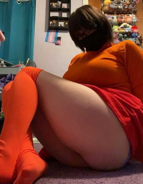 Liaslewds nudes actress pic