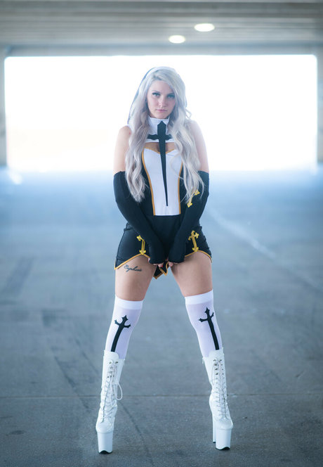 Captainraelynn pornstar naked img