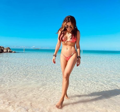 Carolina Gaitan star hot images