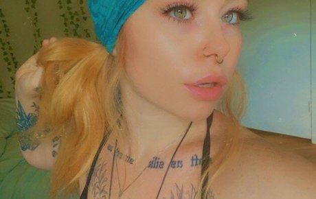 astroxfairy pornstar pretty picture