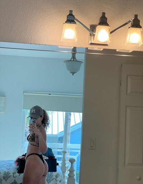 Solange Diaz pretty star pictures