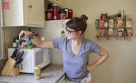 MIMP sex actress pic