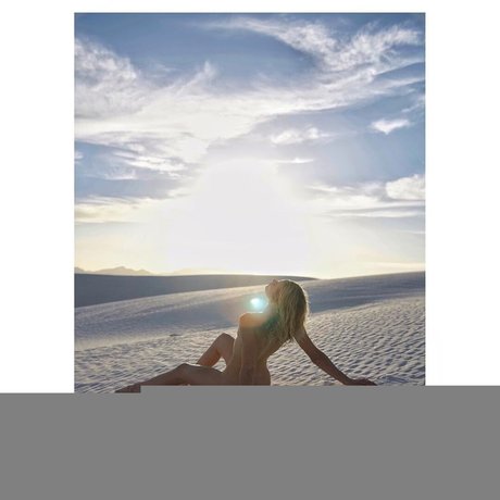 Shantel VanSanten star free pics