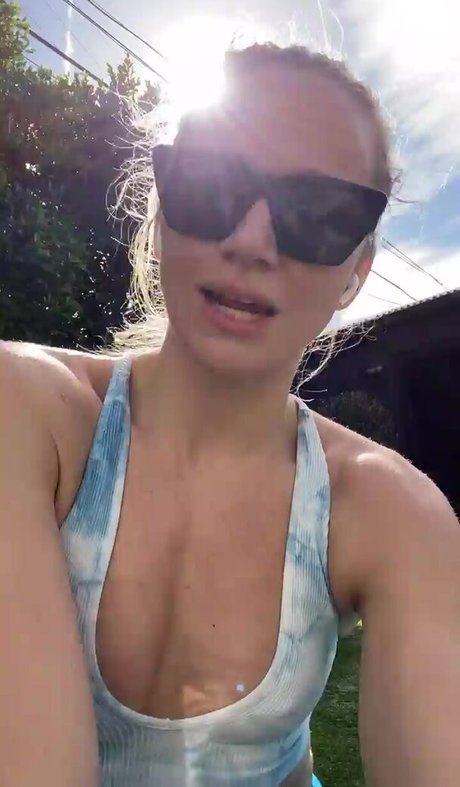 Shantel VanSanten star art galleries