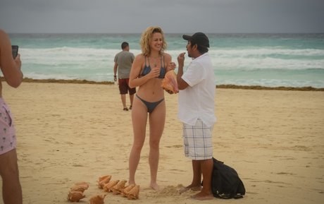 Shantel VanSanten pretty actress photos