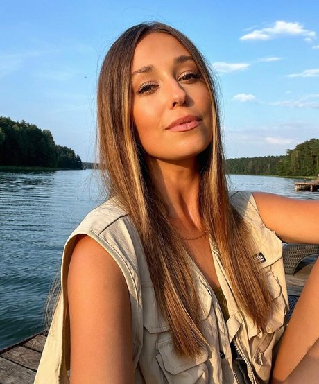 Izabella Krzan star perfect gallery