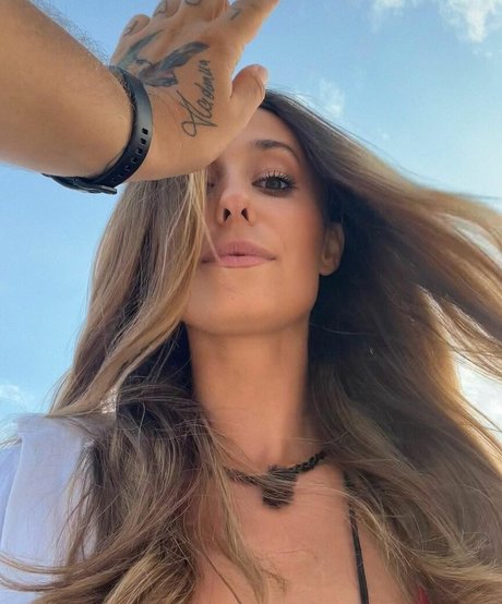 Izabella Krzan pretty model img