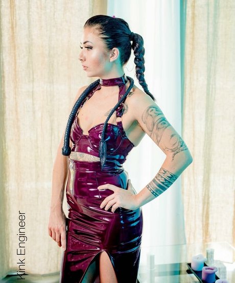 Inkedfleur model art pic