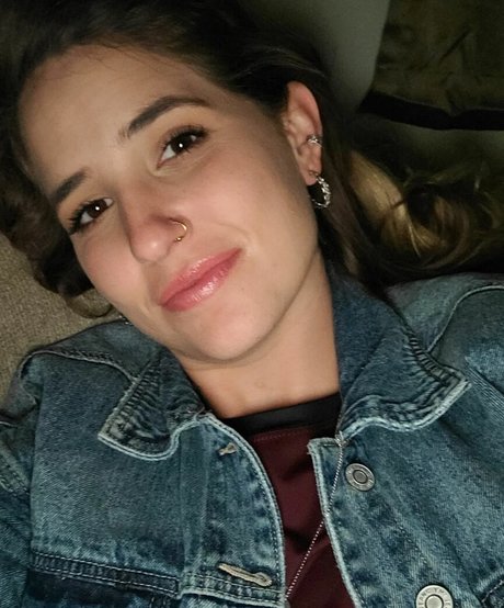 Lizzie All Day free pornstar photos