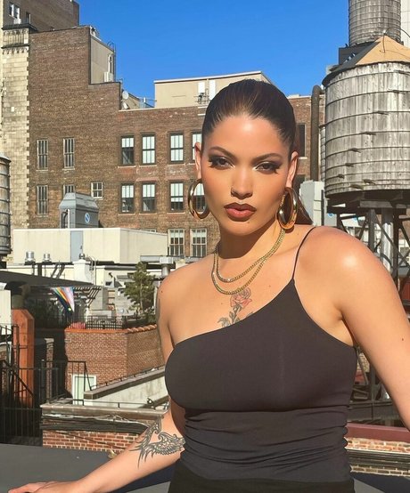 Maxine Ashley pornstar perfect pics