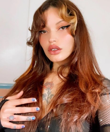 Maxine Ashley porn actress pictures