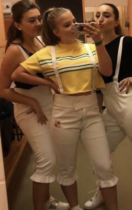 Aline Zwahlen adult model archive