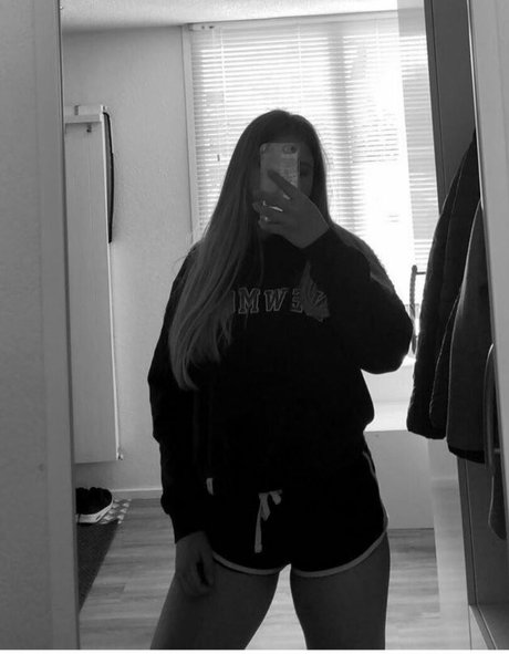 Aline Zwahlen model exclusive photos