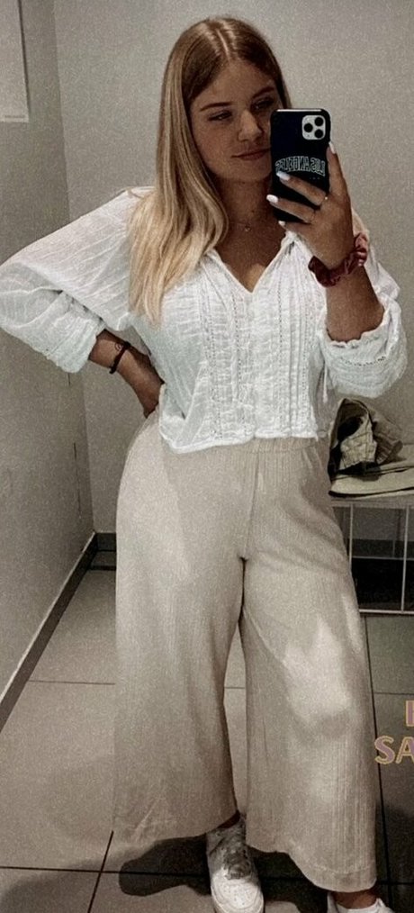 Aline Zwahlen model porn archive