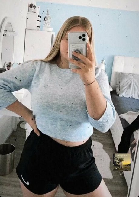 Aline Zwahlen model pornographic image