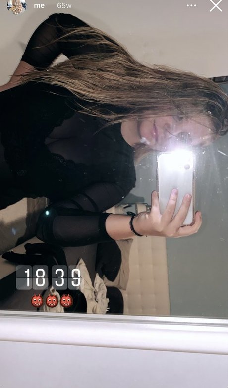 Aline Zwahlen model porn photo