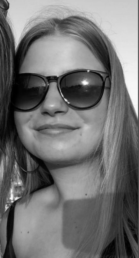 Aline Zwahlen star xxx img