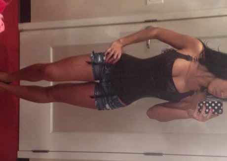 Wailana Geisen hot pornstar img