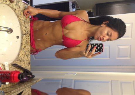 Wailana Geisen star xxx image