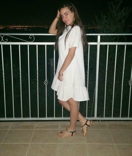 Sara Avni hd pornstar pictures