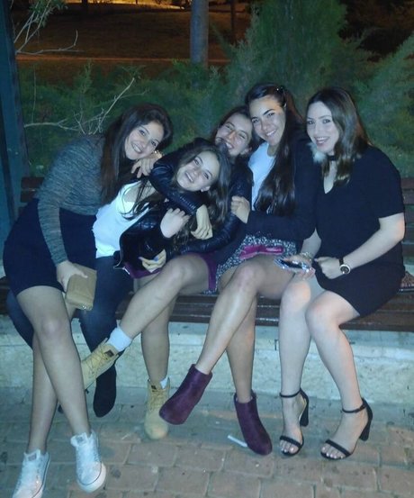 Sara Avni xxx actress image