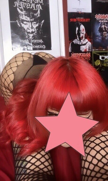 Metalslutttt profile pic