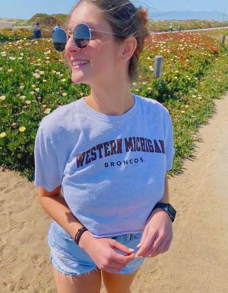 Efiyenia Stavropoulos hot model pics