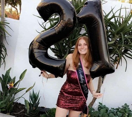 Sammy Jerrard model pornographic images