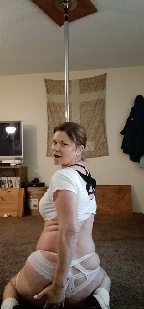 Adia Rayne model beautiful img