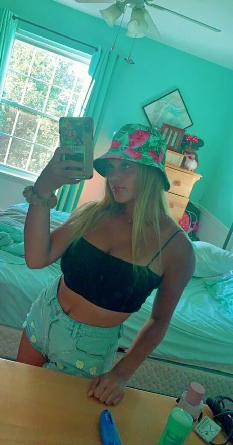 Gracie Diewald model adult galleries