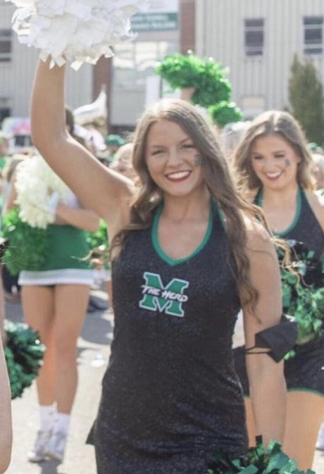 Alexus Emerson sexy star galleries