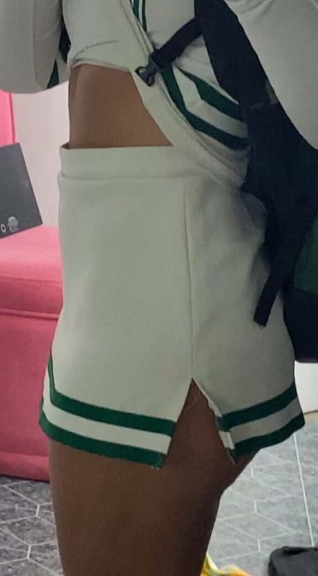 Alexus Emerson model nude pic